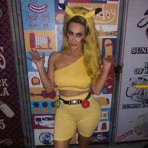 Pokémon Pikachu Costume -Shorts, Tail, Ears, Belt!